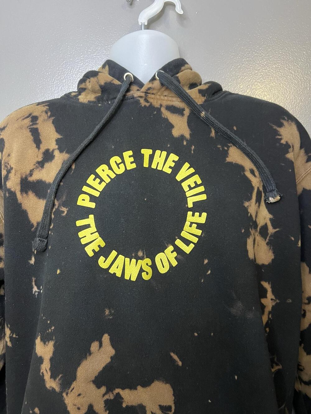 Pierce The Veil Hoodie Mens XL Black Bleach Tie Dye Jaws Of Life Band Graphic
